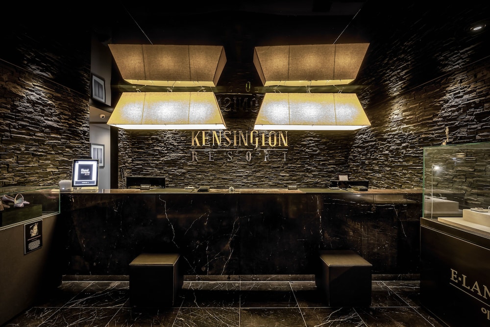 Lobby at Kensington Resort Jeju Hanlim, JEJU