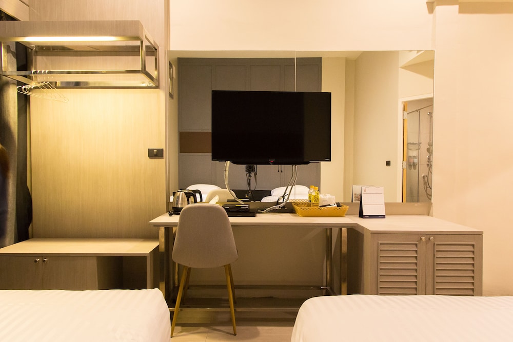 Lazy Sunday Hostel 45/50
