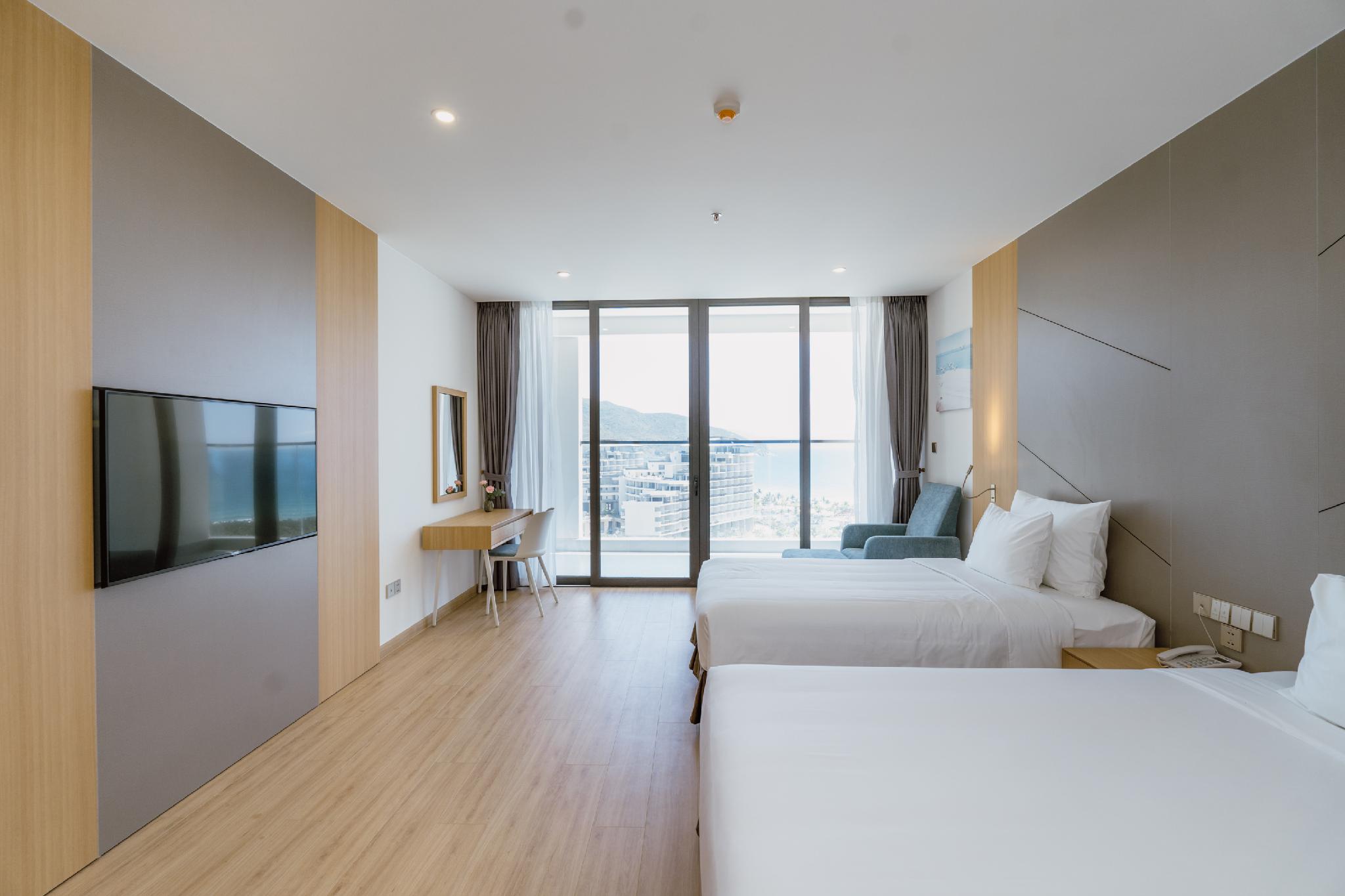 Deluxe, Twin Beds, Ocean View, Balcony
