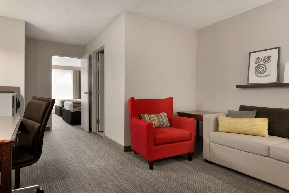Country Inn and Suites By Radisson, Houghton, MI 17/26