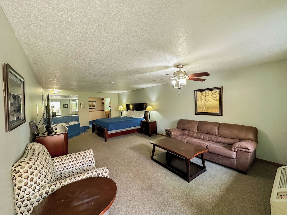 Basswood Resort 58/78