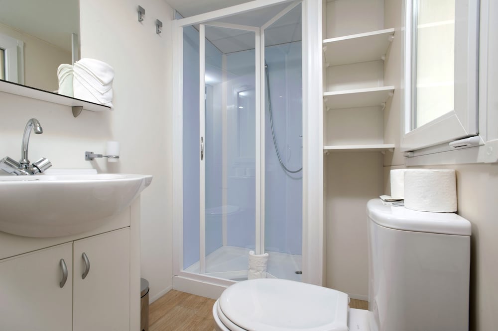 Mobile Home, Standard, Twin Beds, Sofa، Amadria Park Camping Sibenik Mobile Homes 2/2