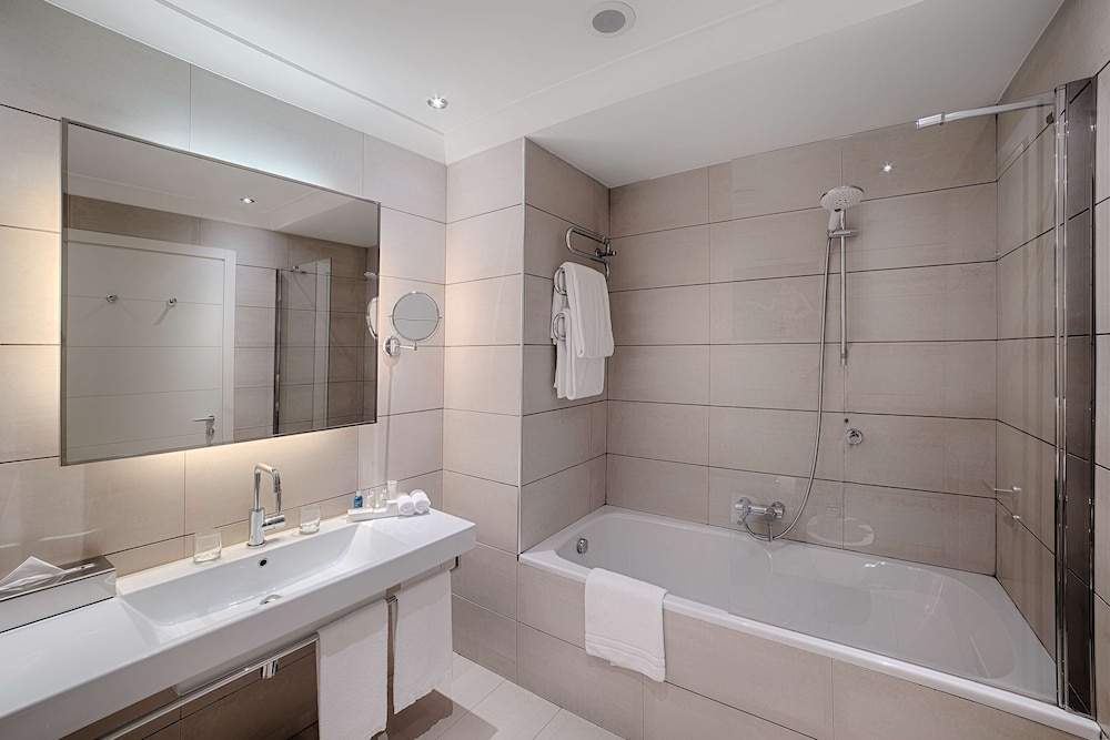 RADISSON BLU HOTEL MILAN 68/68