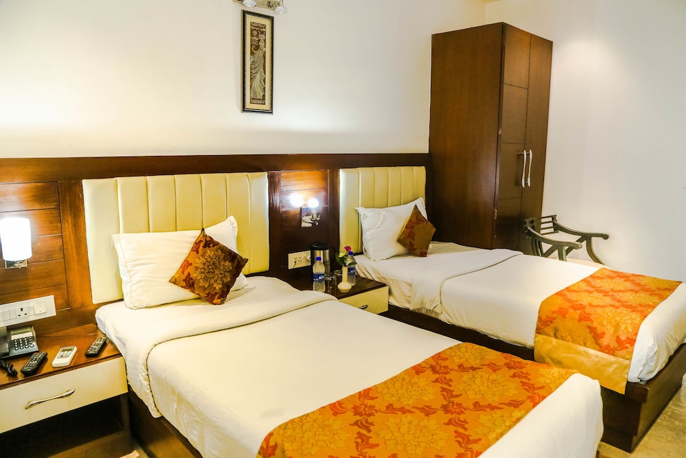 Fabhotel Taj Nagari 23/50