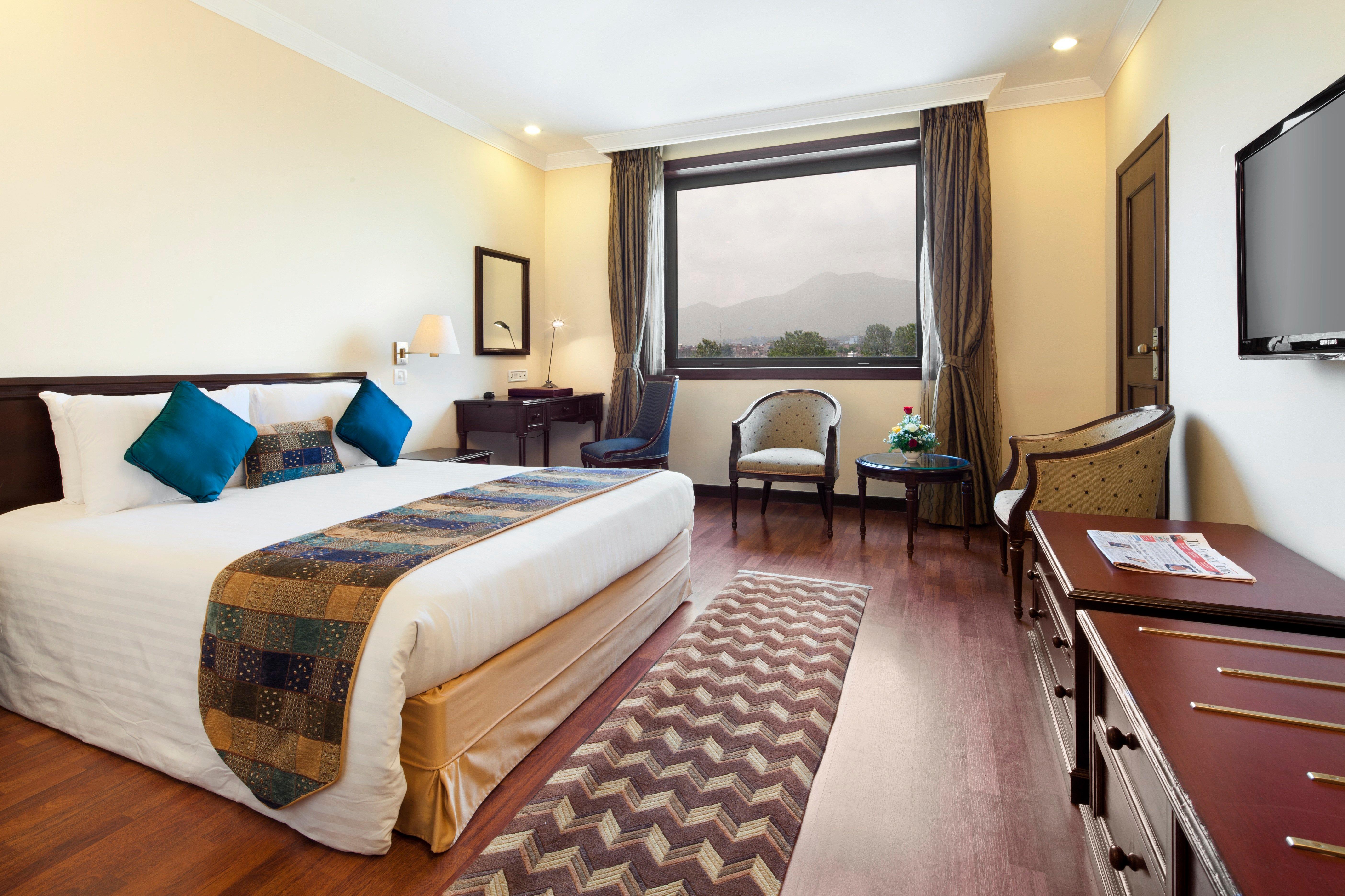 Executive, King Bed