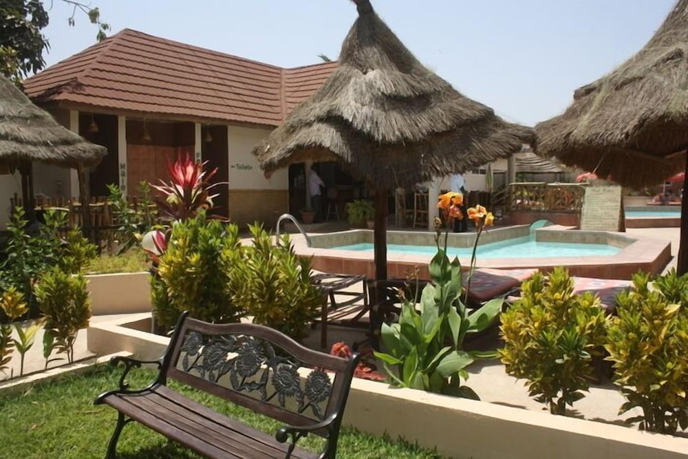 Bamboo Garden Hotel 31/43
