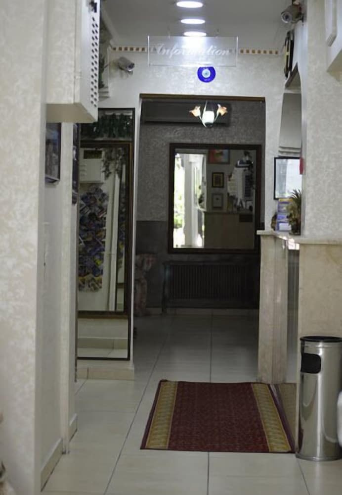 Hotel Ekol 10/38