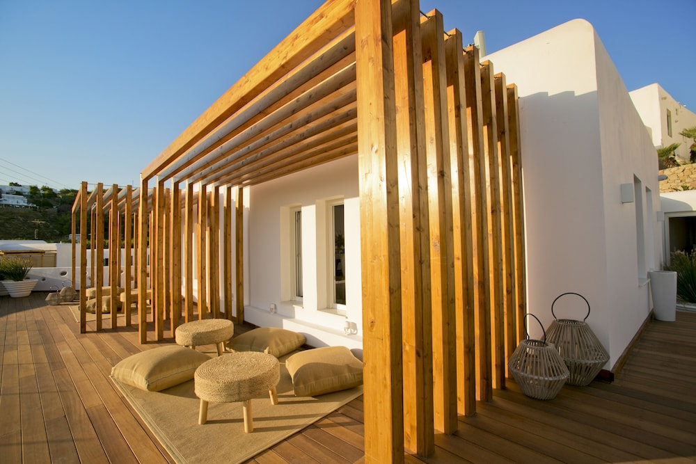 Thalassa Boutique Hotel 24/50