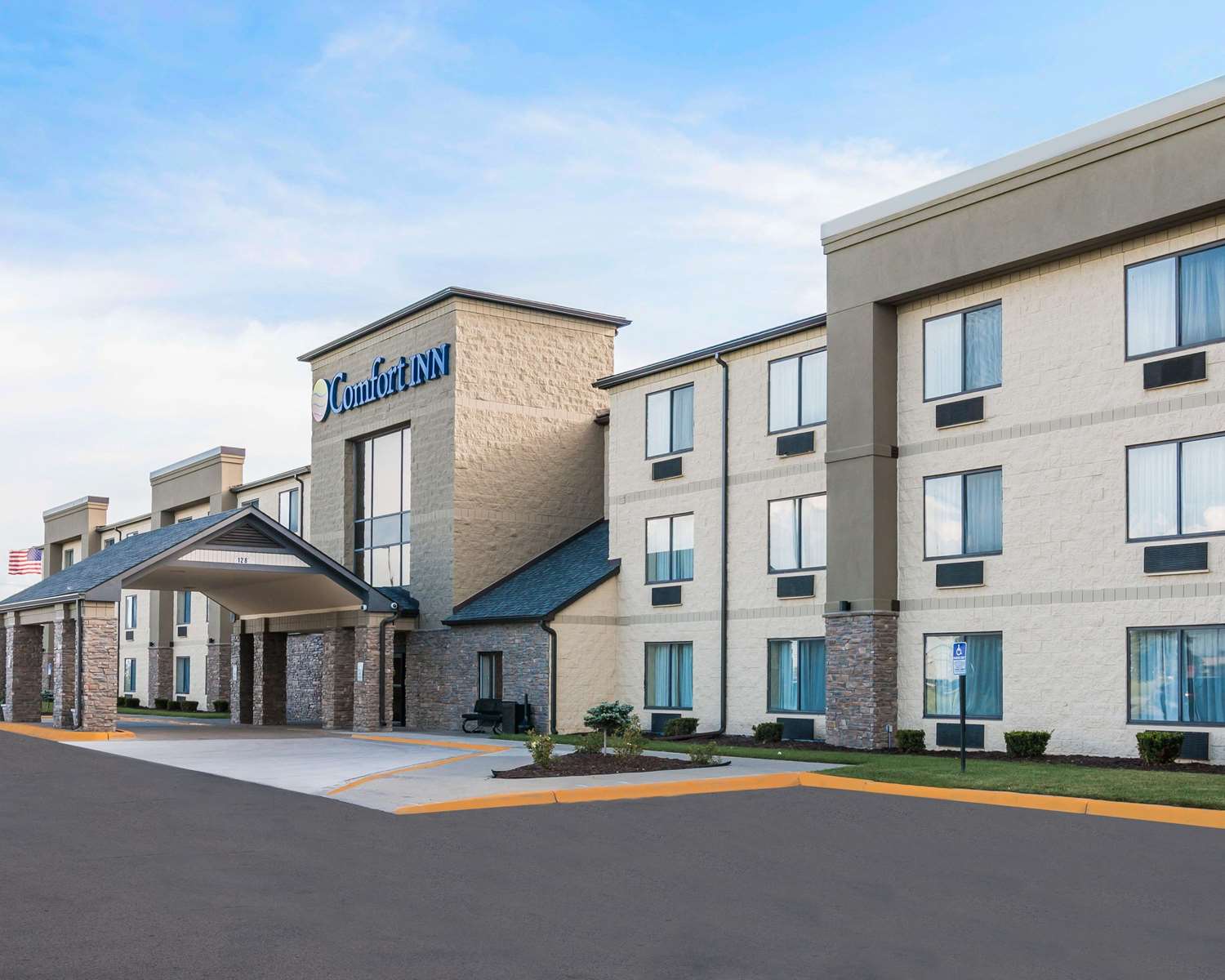 Comfort Inn Metro Airport 21/22