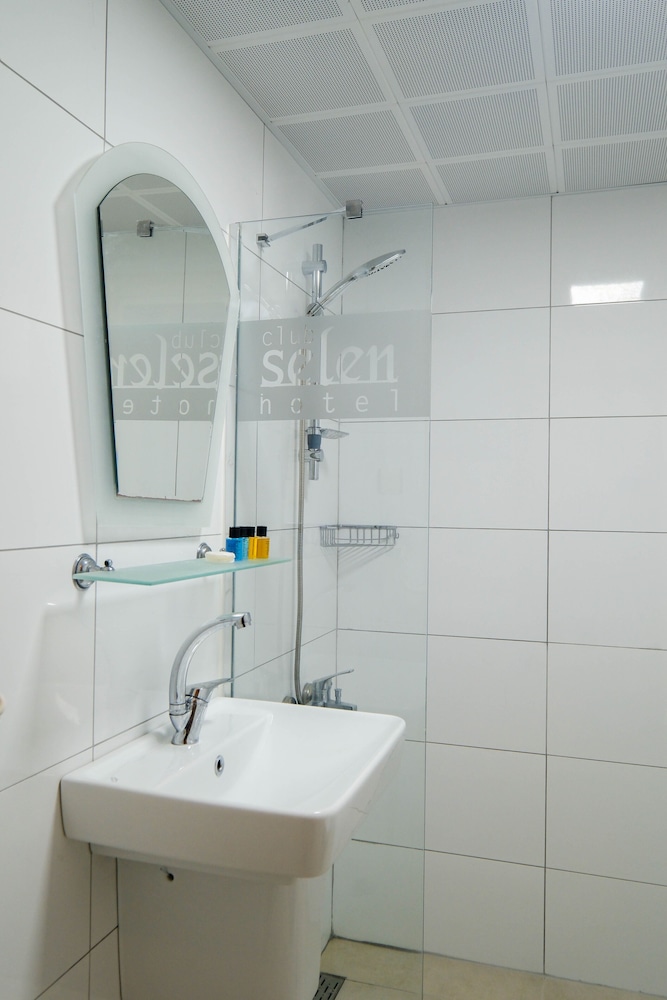 CLUB SELEN HOTEL 47/50