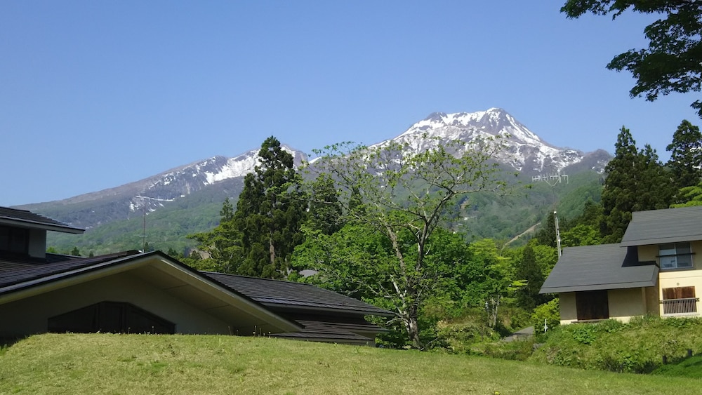 AKAKURA HOTEL 45/49