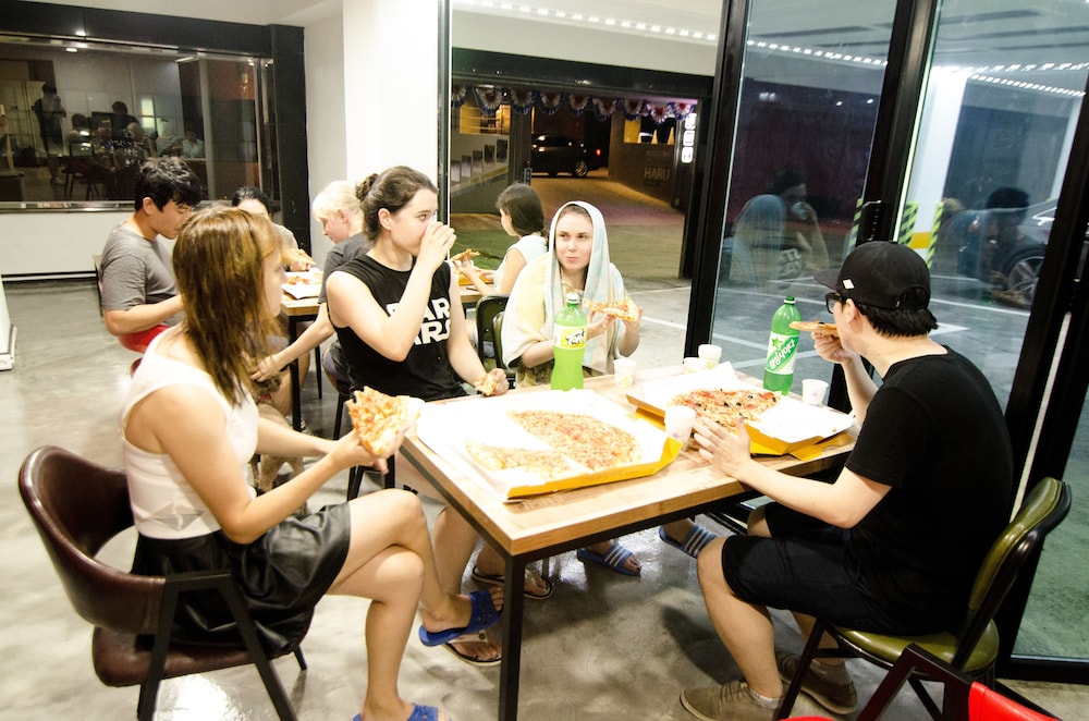 Kimchee Busan Downtown Guesthouse 32/51