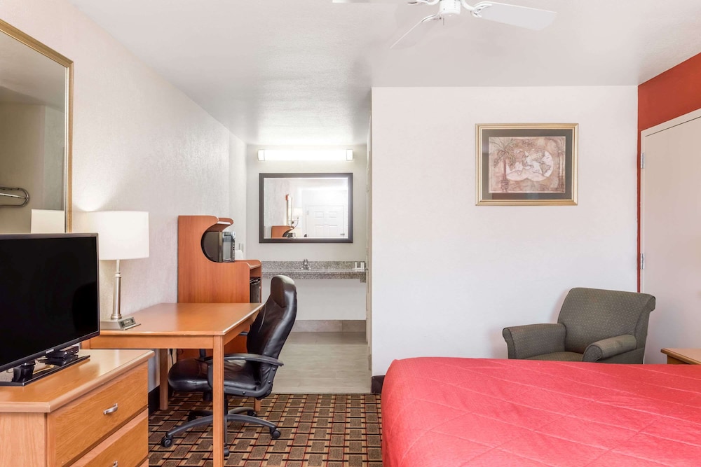 Ramada Limited San Angelo 39/47