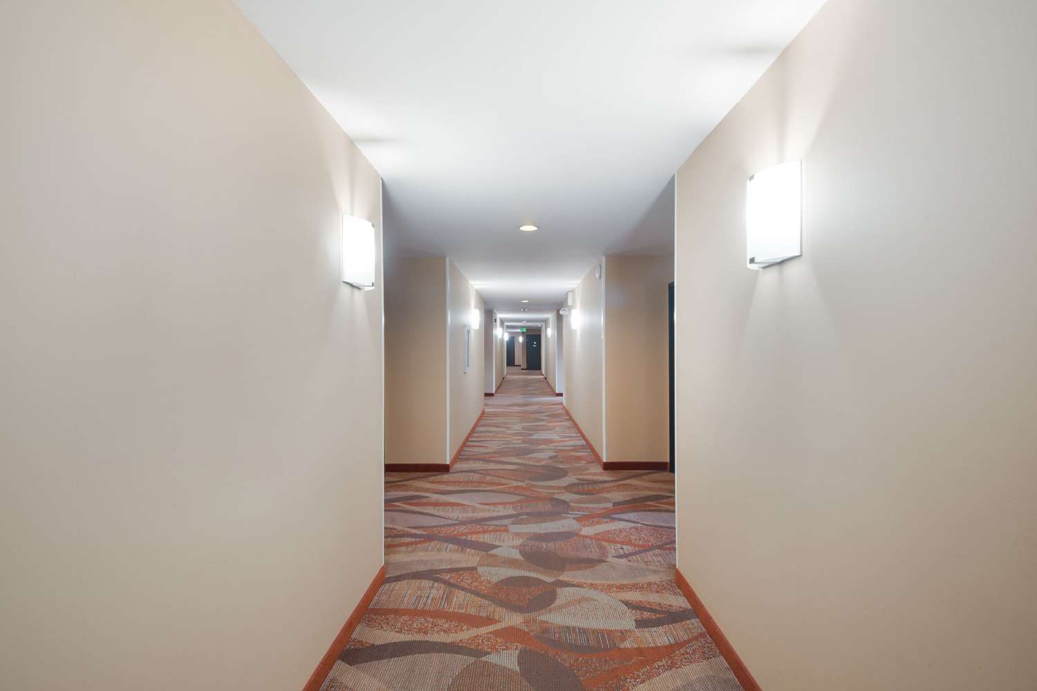 Quality Inn Grand Suites Bellingham 13/29