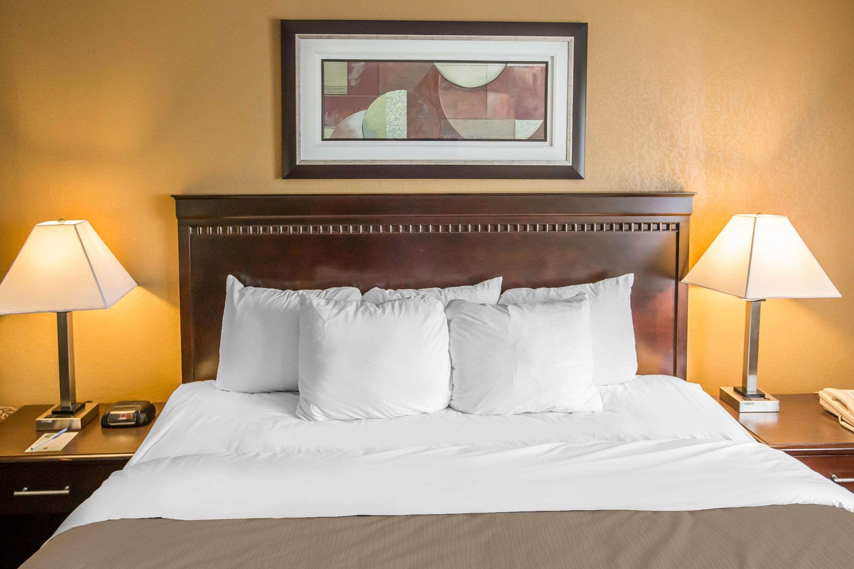 Upgrade, King Bed