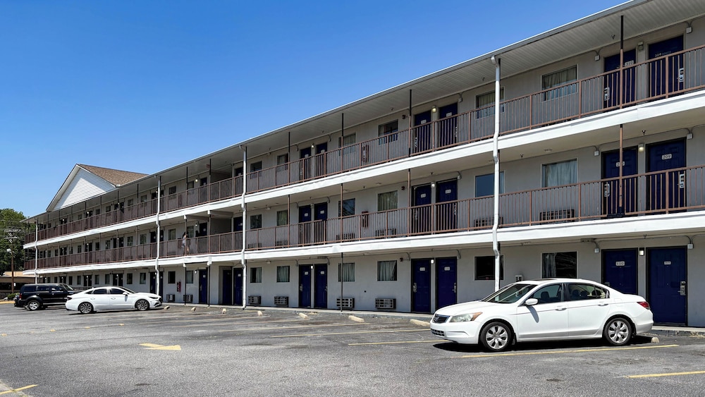 Motel6 Greenville, SC 50/60