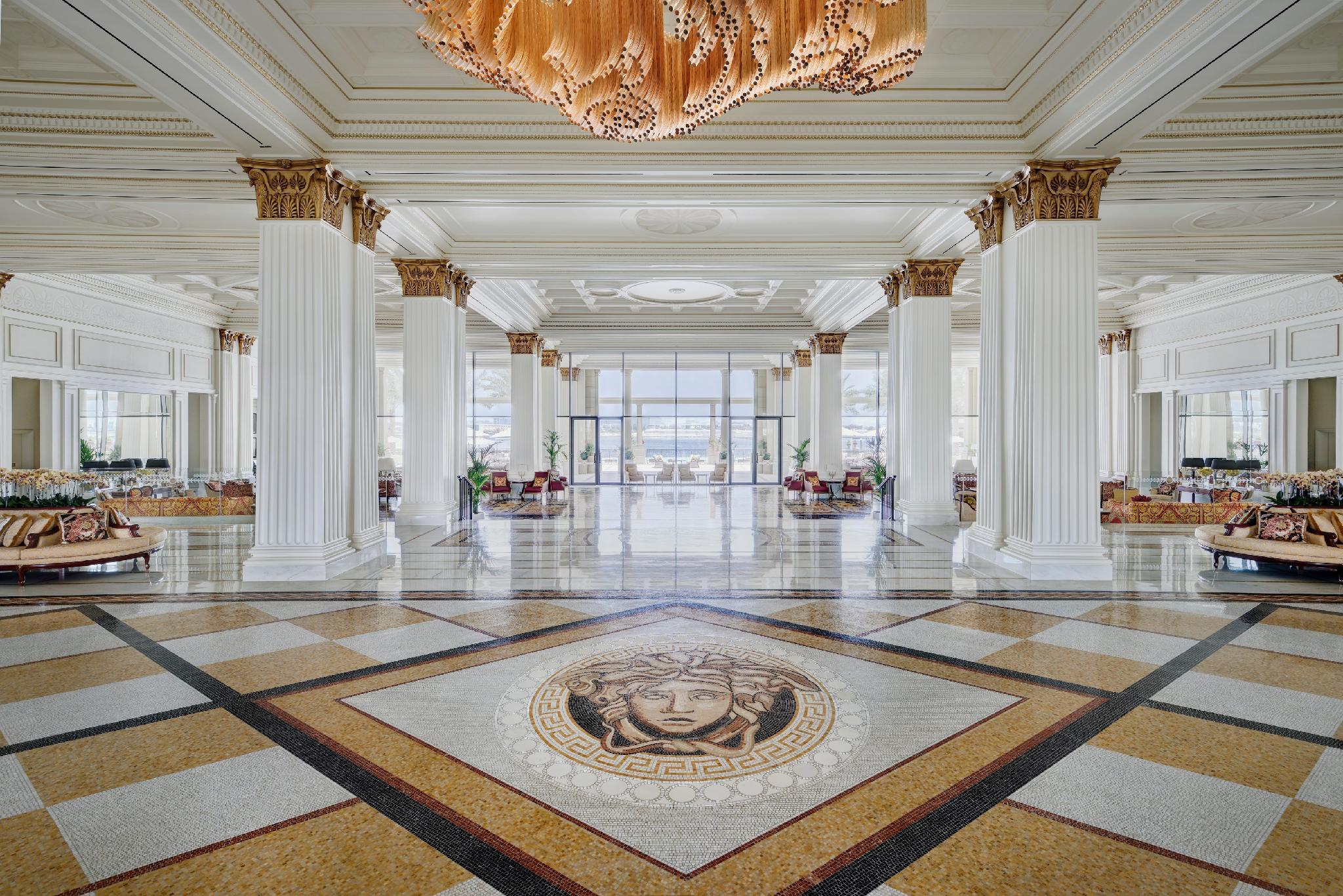 SUPERIOR VERSACE CREEK VIEW ROOM