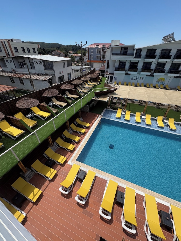 Atas Aqua Otel Avsa 4/51