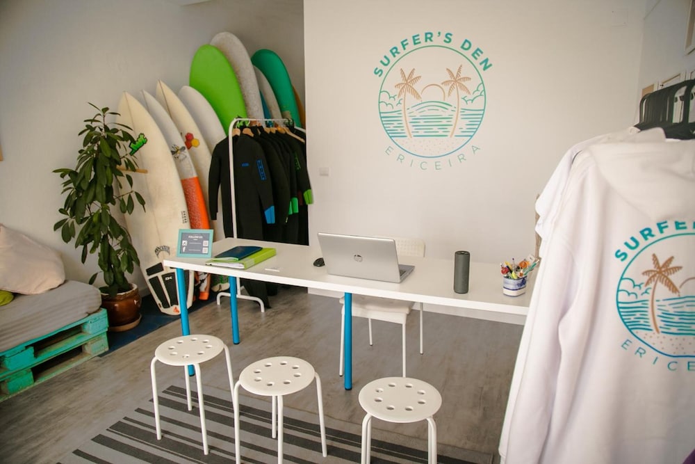 Surfer's Den Ericeira 29/43