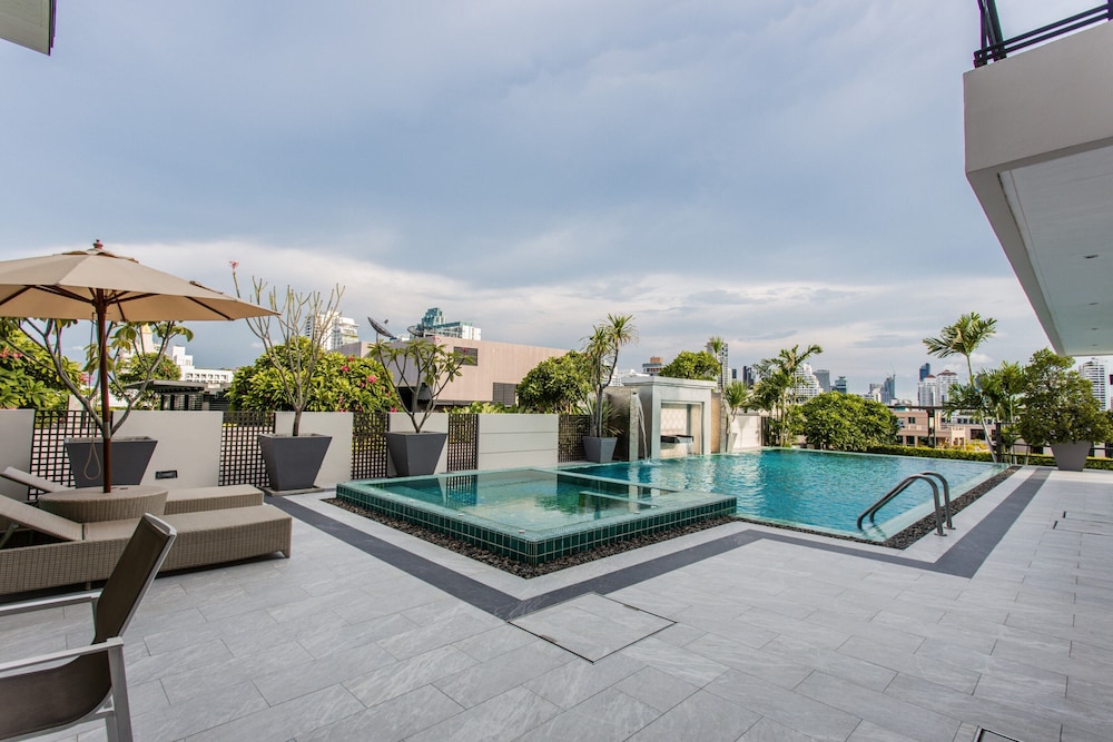 D Varee Montara Thonglor 25 66/70