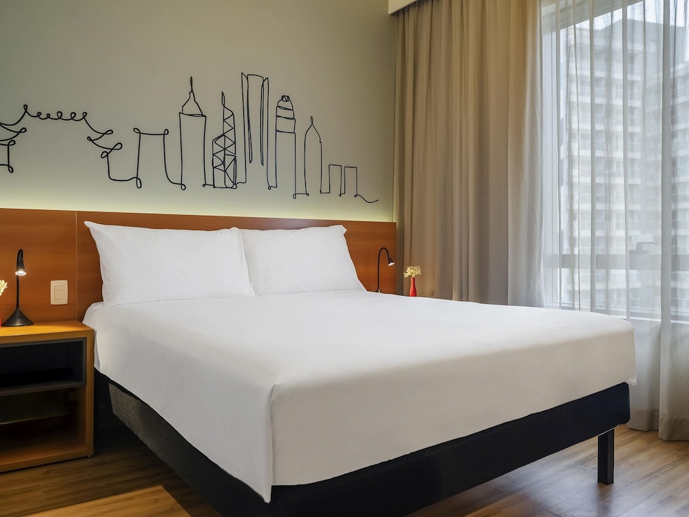 Ibis Styles SP Centro 20/64