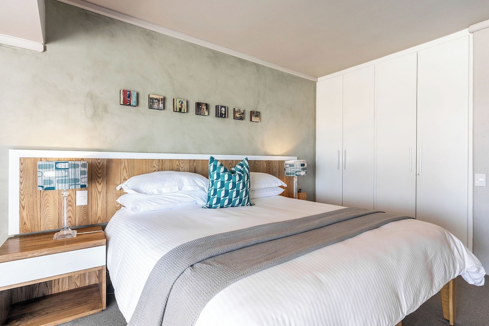 جناح بإطلالة على البحر