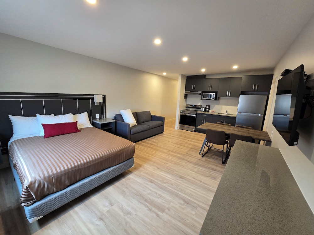 Sahara Courtyard Inn Penticton 17/77