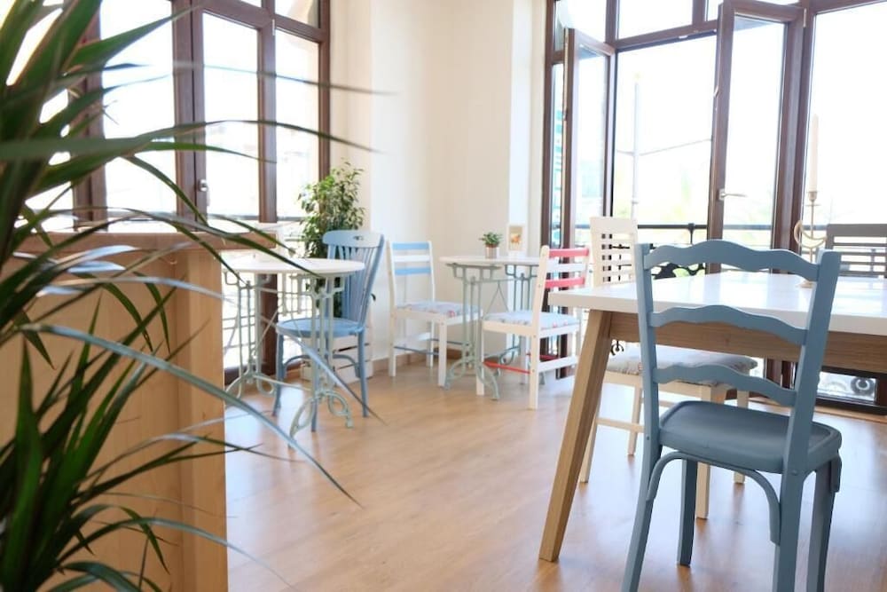 Hostal Balcon Al Mar 42/63