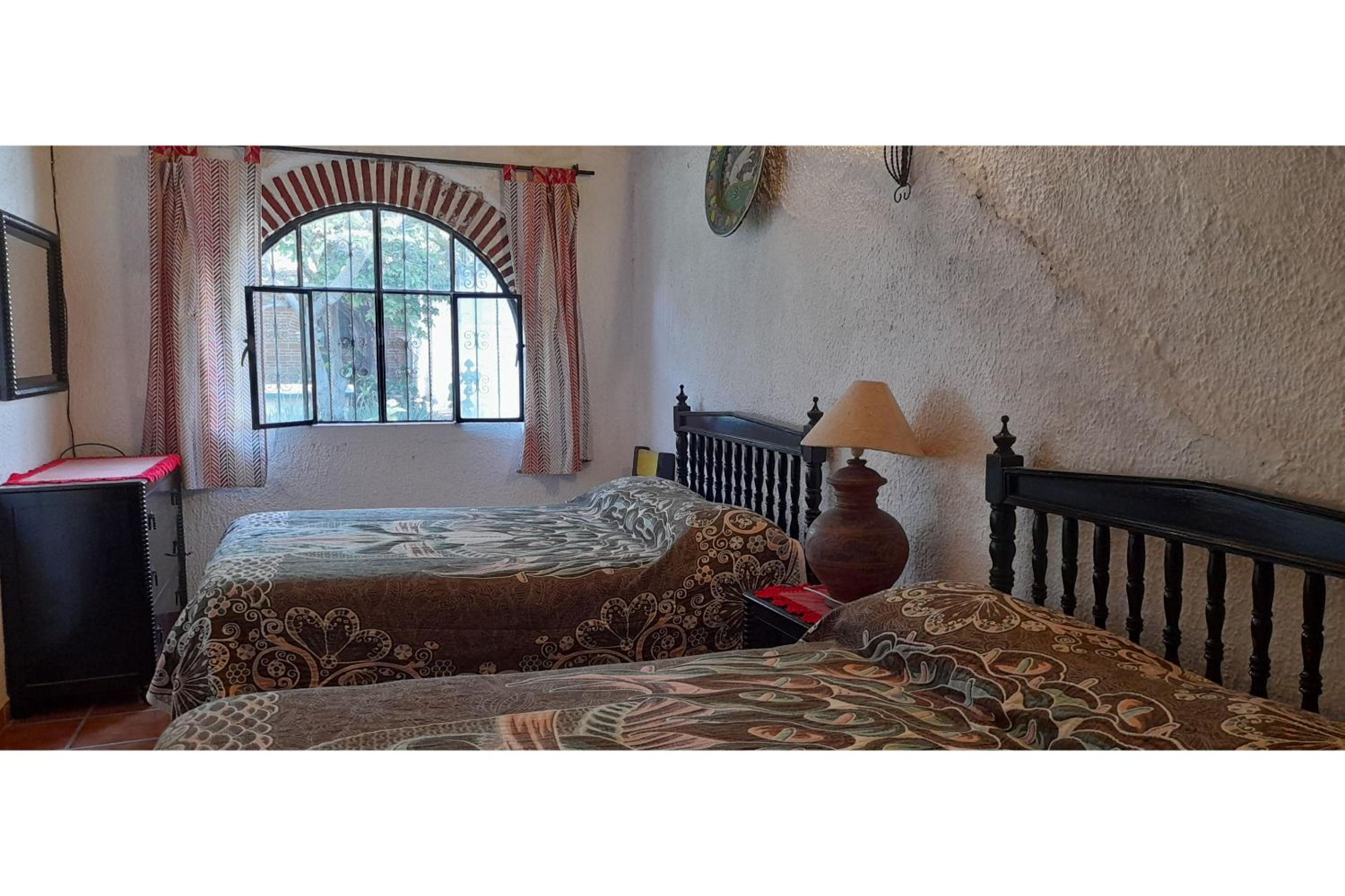 Deluxe, 2 Beds