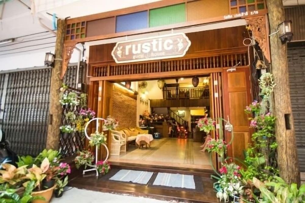 Rustic Guesthouse 1/50