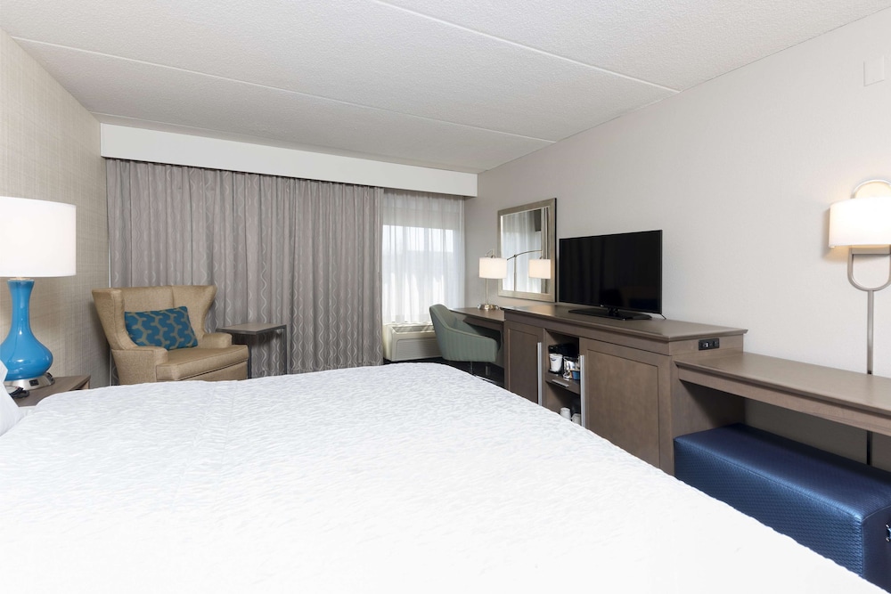 Hampton Inn Bloomington 17/62