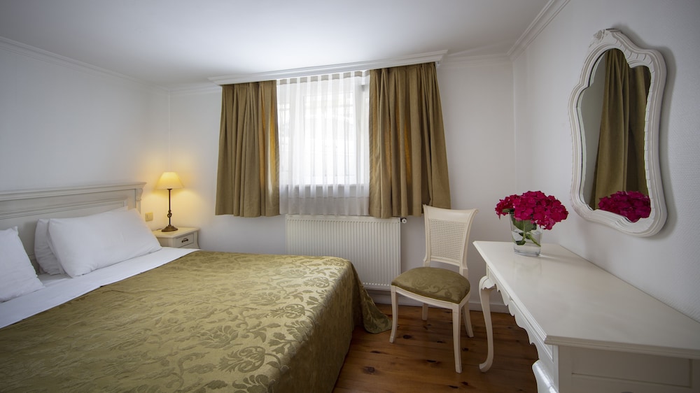 Hotel Sari Konak 19/48