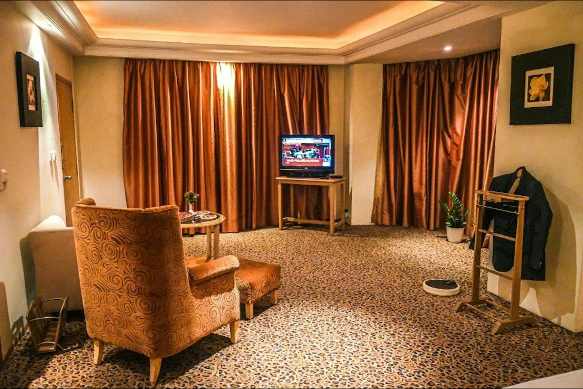 Katriya Hotel And Towers 34/45