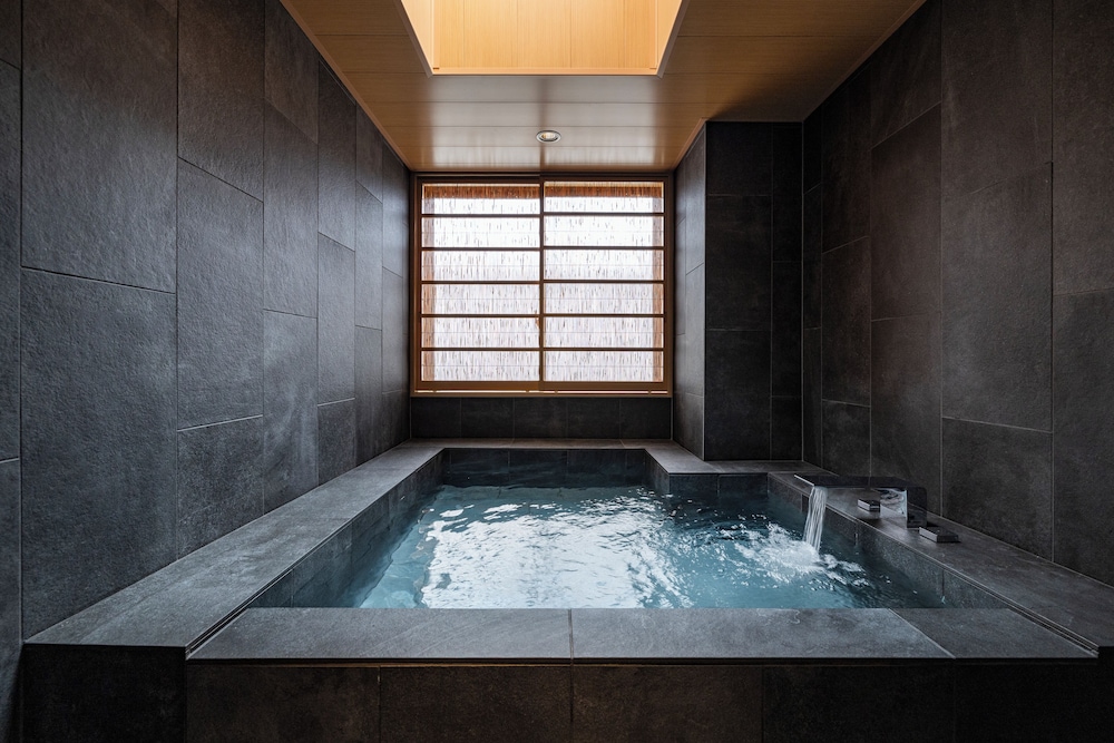 yugen kyoto shijo 24/49