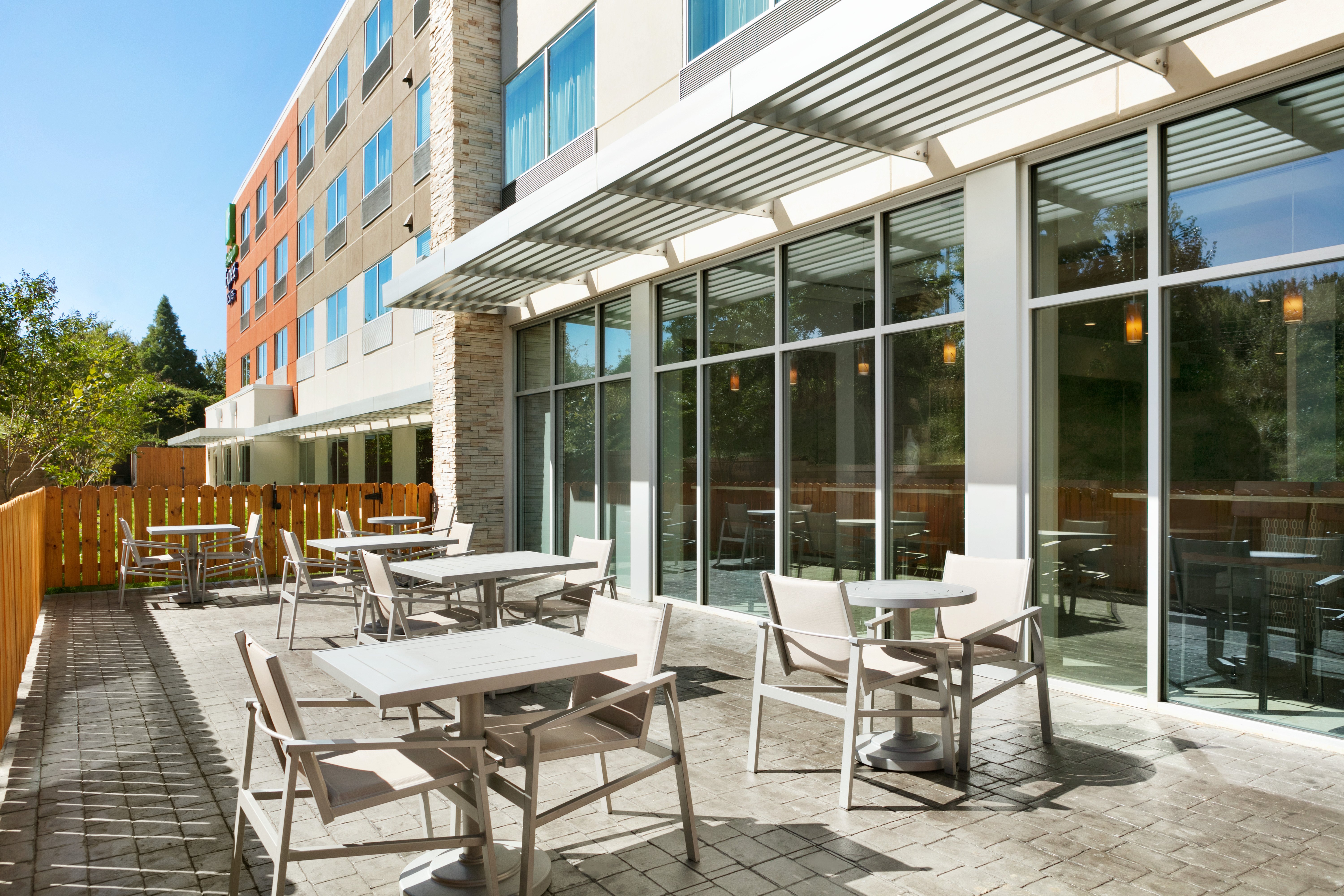 Holiday Inn Express & Suites Salisbury 29/38
