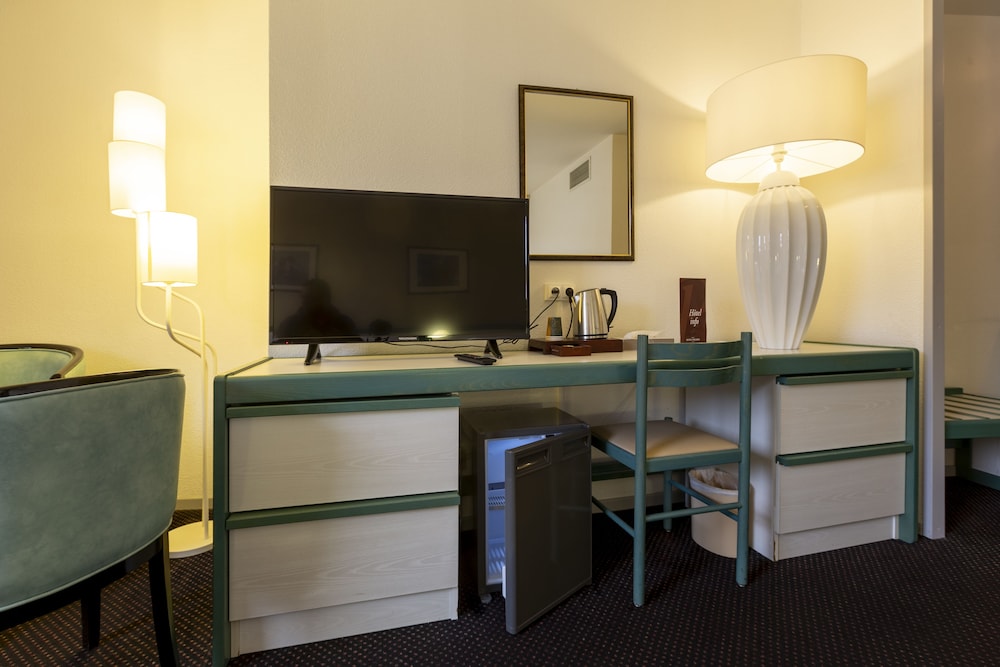Hotel Paradis De Lourdes 48/62