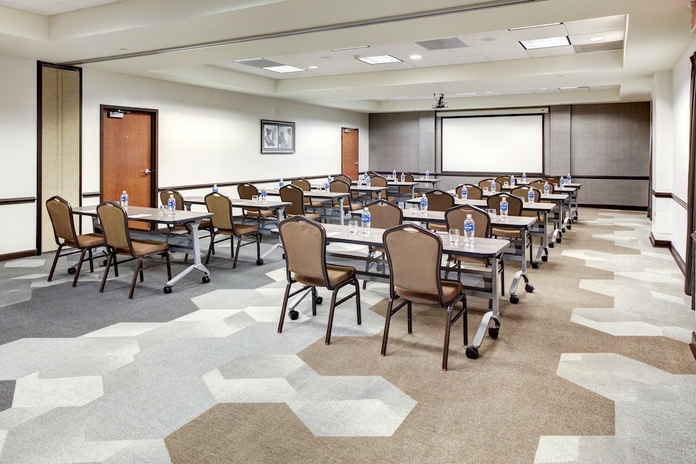 Hyatt Place Boise/Towne Square 62/70