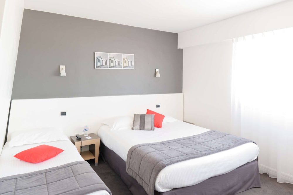 Kyriad Prestige Les Sables D Olonne Plage Centre Des Congres 18/65