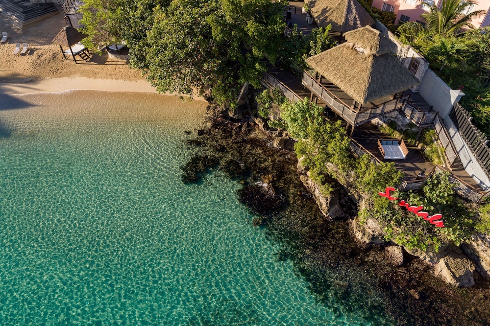 Sandals Ochi Beach Resort All Inclusive (Couples Only) 46/50