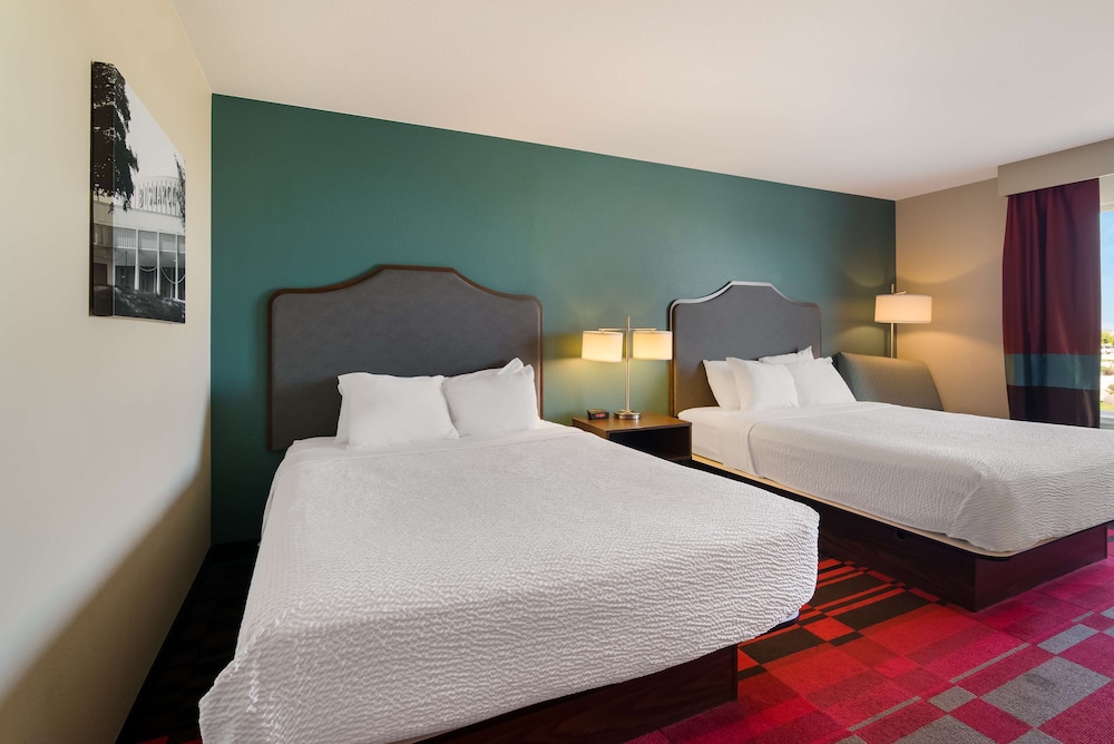 Roosevelt Place Hotel 14/43