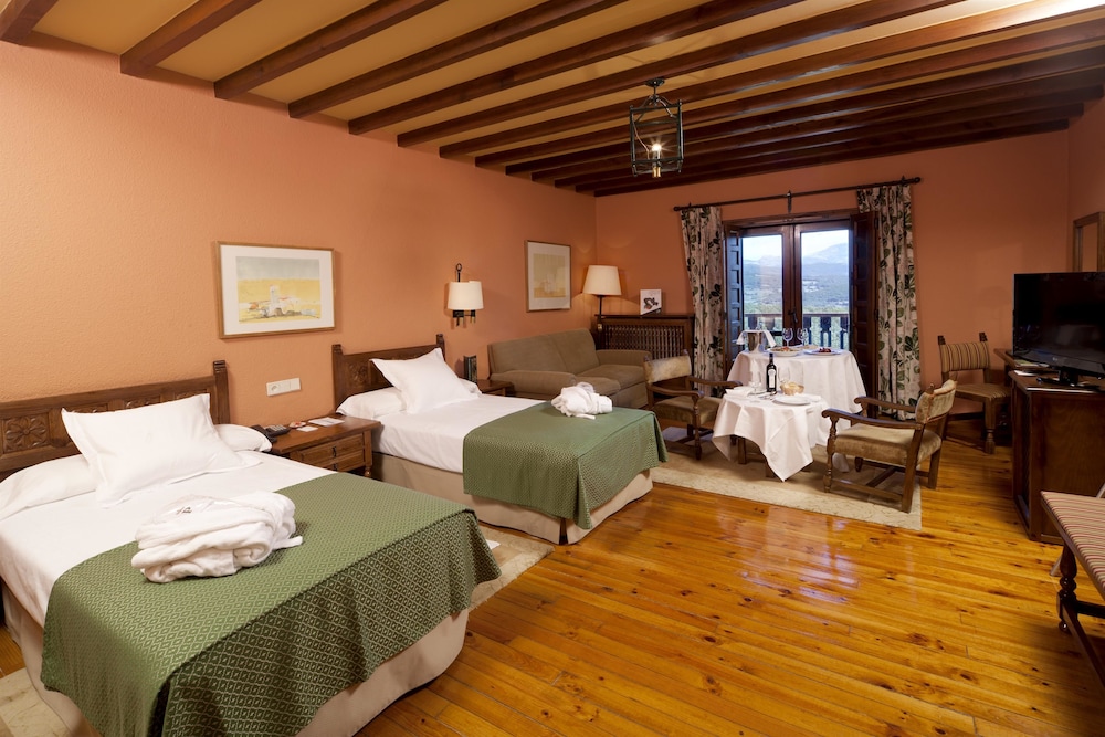 Parador De Cervera De Pisuerga 14/69