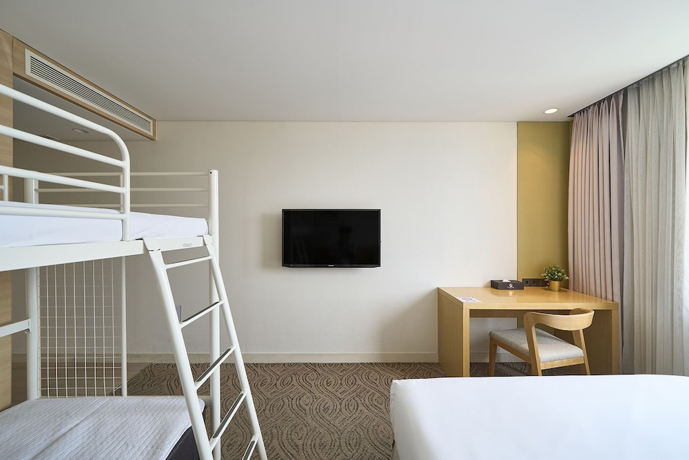 JEJU CENTRAL CITY HOTEL 40/50