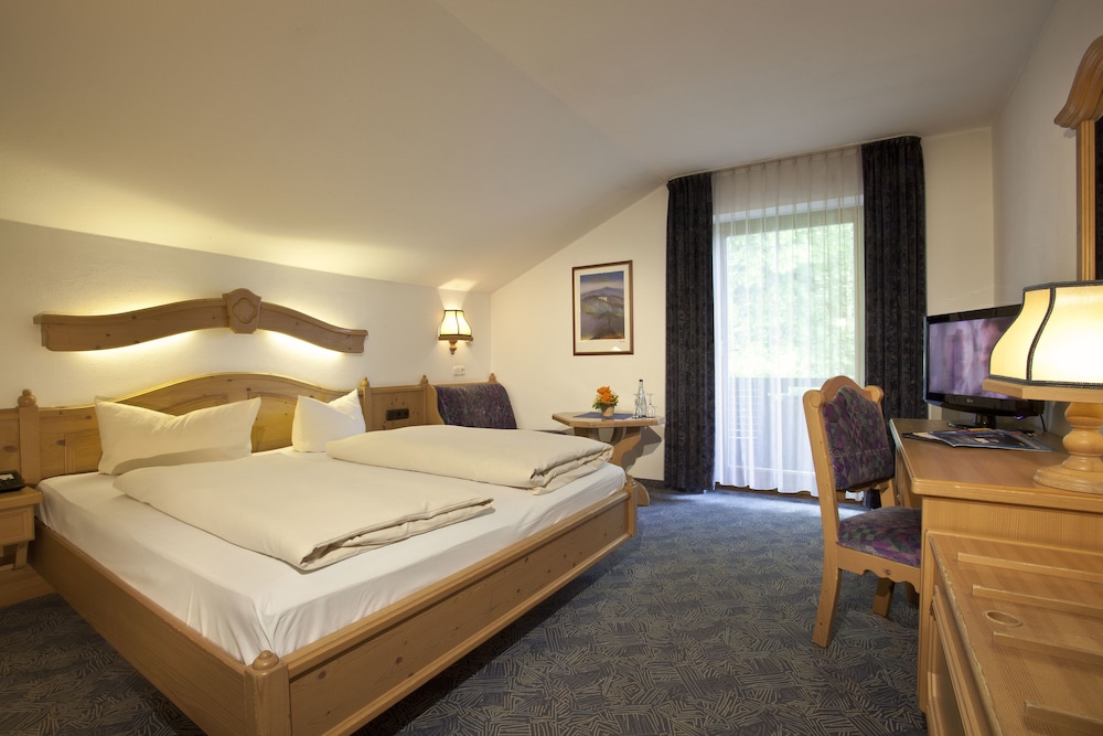 PARKHOTEL SONNENHOF 9/33