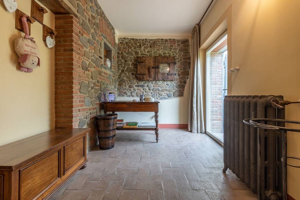 LA CASA MEDIOEVALE 5/50
