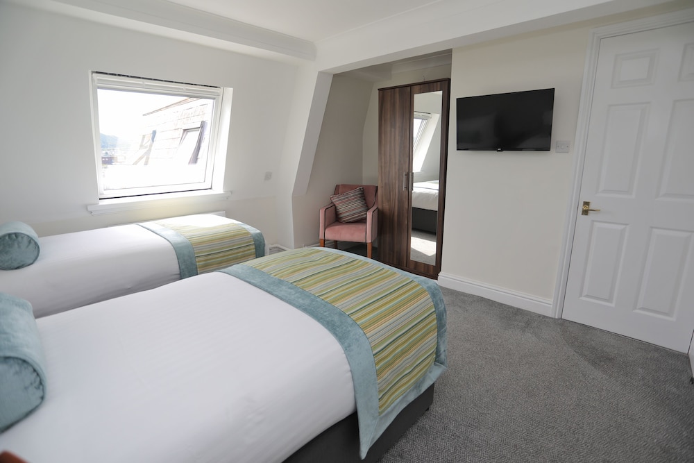 The Beaches Hotel 21/100