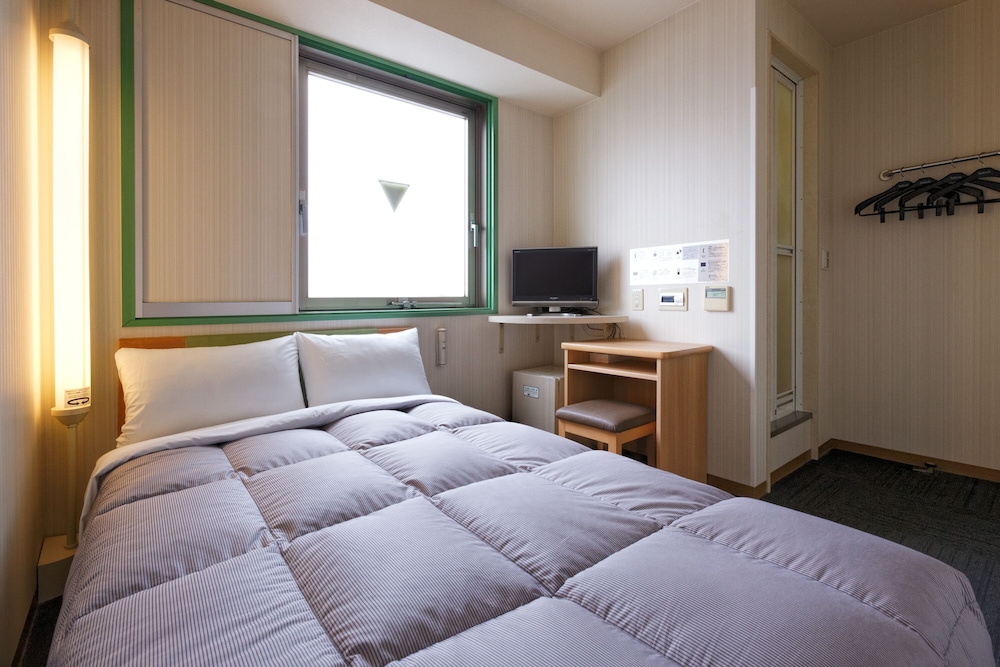 Washington R&B Hotel Hakataekimae Dai 1 12/42