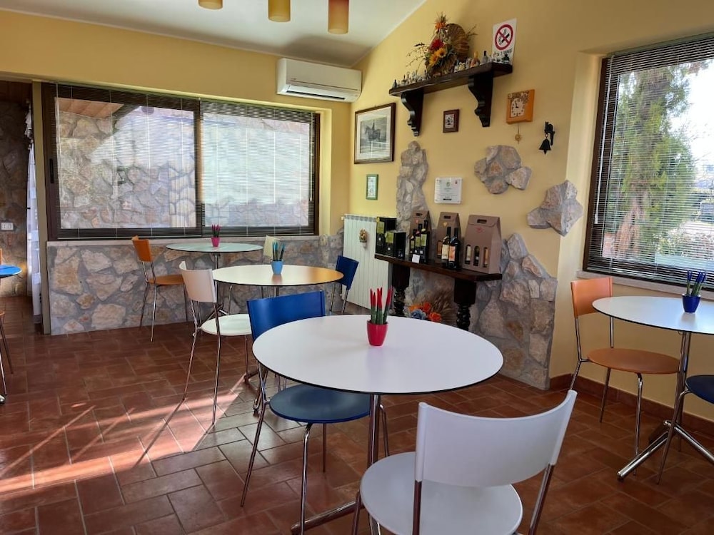 Agriturismo Poggio Del Drago 33/50
