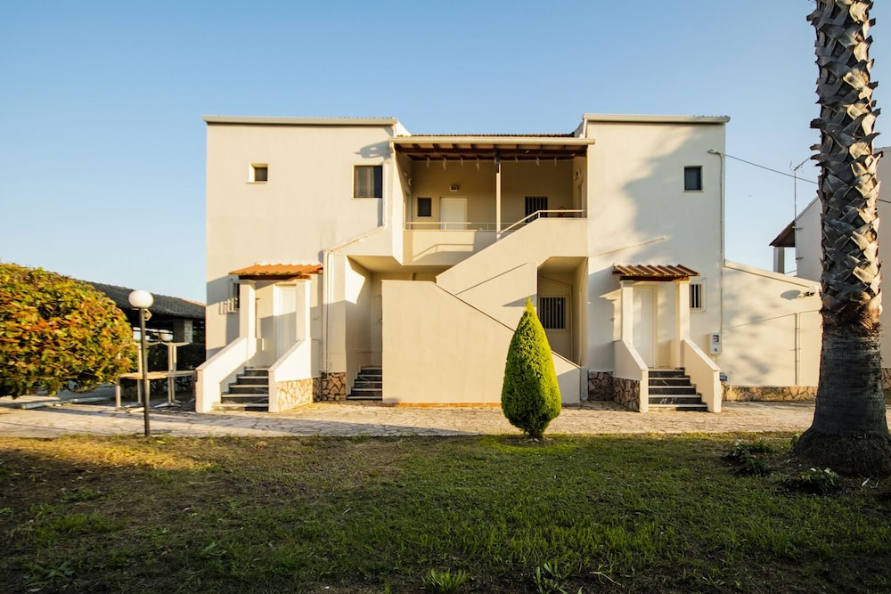 Parakladi Seaside Retreat 27/32