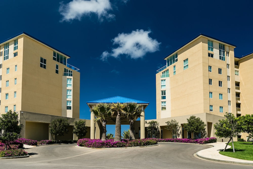 Blue Residences Aruba 77/83