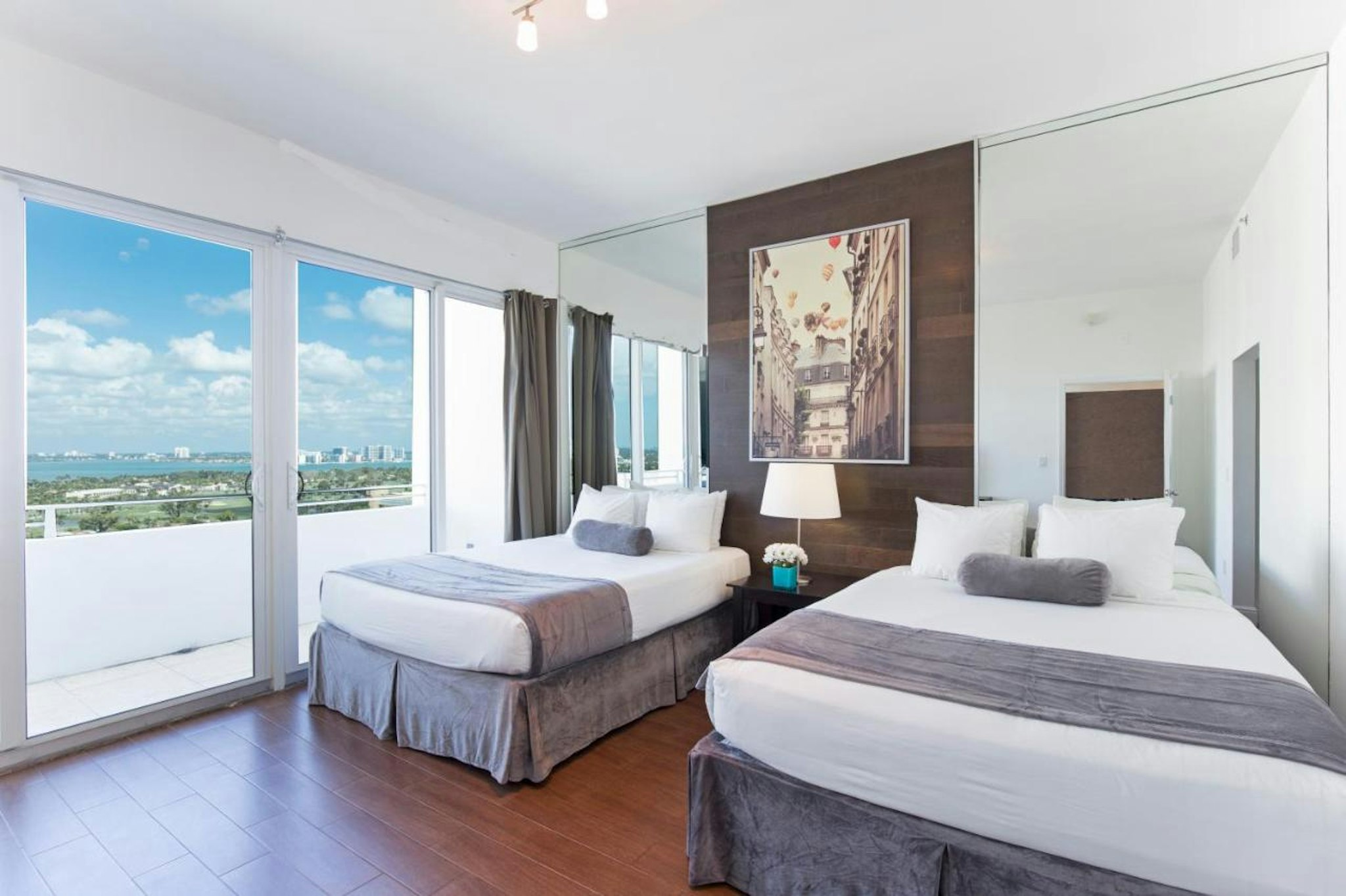 New Point Miami 20/54